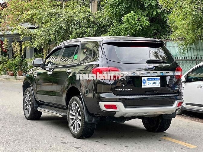 Ford Everest 2.0 2 Cầu - 1 Chủ - Full lịch sử hãng