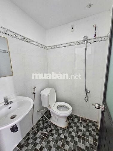 CHO THUÊ PHÒNG GẦN VL CS3 ,IUH TRÊN VƯỜN LÀI,Q12 SÁT NGUYỄN THÁI SƠN