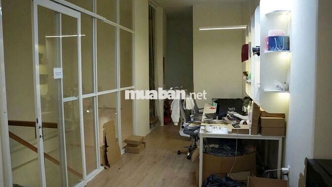 CHO THUÊ NHÀ MẶT TIỀN 242 VÕ VĂN TẦN PHƯỜNG 5 QUẬN 3