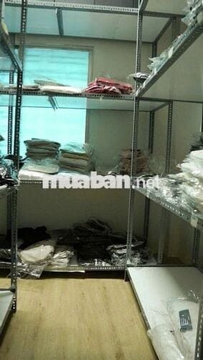 CHO THUÊ NHÀ MẶT TIỀN 242 VÕ VĂN TẦN PHƯỜNG 5 QUẬN 3