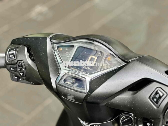 SH160 ABS 2024 siêu lướt - Trả trước 50tr nhận xe✅