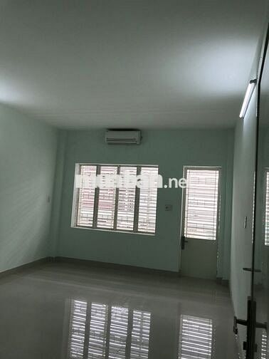 Cho thuê nhà trọ ngay trung tâm Quận 3