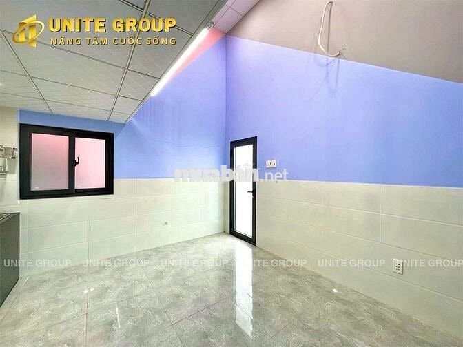 Cho thuê gác cao 1m7 gần đh TDT, RMIT, Lotte Mart.