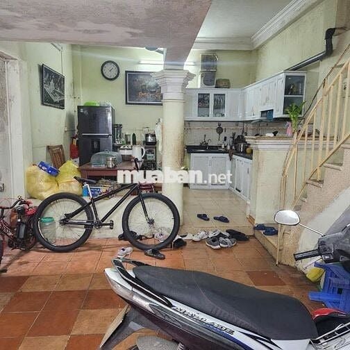 BÁN NHÀ TRUNG TÂM QUẬN HOÀNG MAI HƠN CHỤC Ô TÔ ĐỖ CỬA