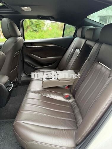 Mazda 6 2022 Signature Premium 2.5 AT - 16000 km