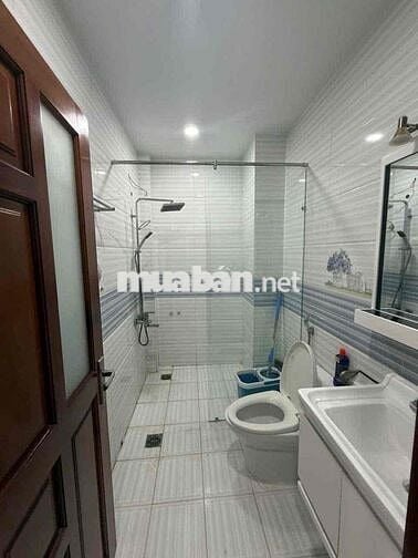 Cho Thuê Nhà Mới Xây Ngay Ngã 3 Bắc Hải_Nhà 2 Mặt Tiền_Để Được Xe Hơi