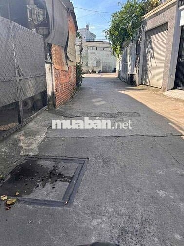 Nhà trong hẻm 2 tầng sát hxh ,60,4 m2 ,4PN,Trường Thọ Thủ Đức