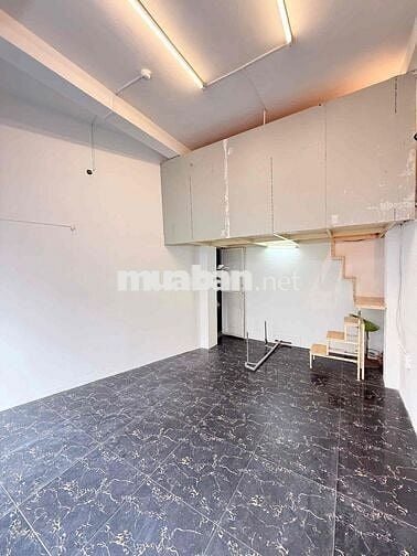 Cho thuê mặt bằng sát bên Khu sầm uất Phan Xích Long