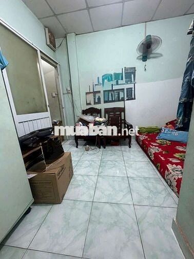 Tôi cần bán nhà hiếm có thị trường 33 m chỉ có 2.79 ty