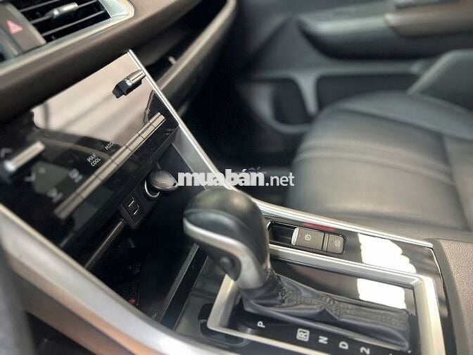Xe Lướt Chính hãng Mitsubishi Xpander Premium 2022