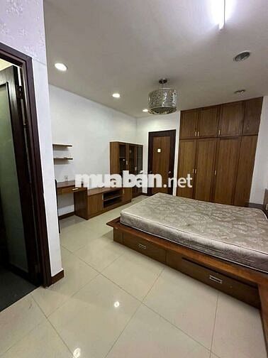 Cần pass phòng đường Huỳnh Khương Ninh q1 gần công viên Lê Văn Tám