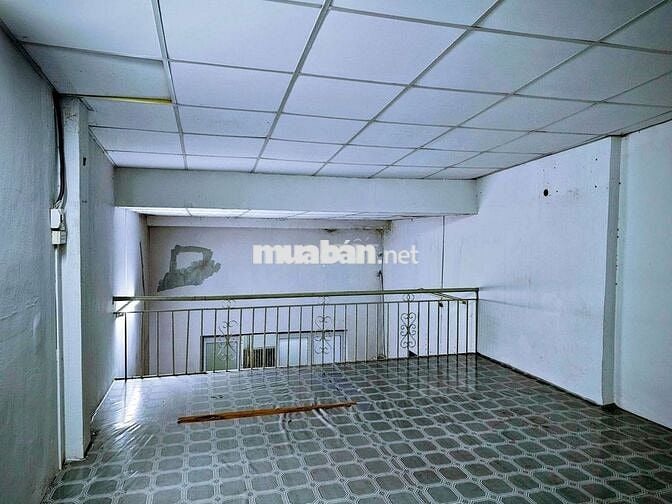 Cho thuê nhà 2 mặt tiền hẻm ô tô thông thoáng