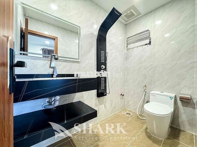 CĂN HỘ 1PN CỬA SỔ TRỜI THOÁNG MÁT Ở GẦN CHỢ BÀ CHIỂU , Q1 GIÁ HỢP LÍ .