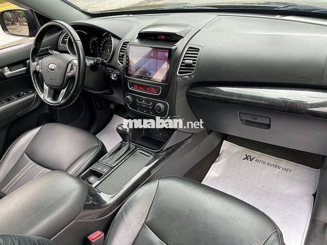 Kia Sorento 2.4 GATH 2015 số tự động