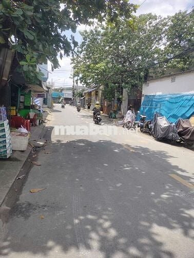 NHÀ NHỎ XINH YÊU 23M2 CHO VK CK TRẺ ĐS 10 HBP 1T1L 1PN 1WC  chỉ 2300