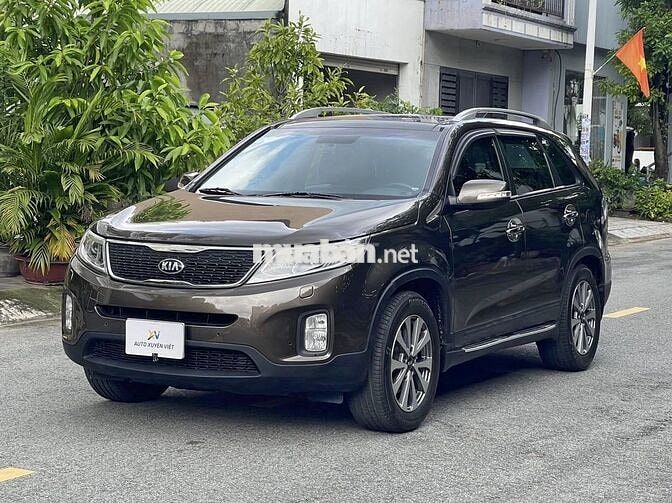 Kia Sorento 2.4 GATH 2015 số tự động
