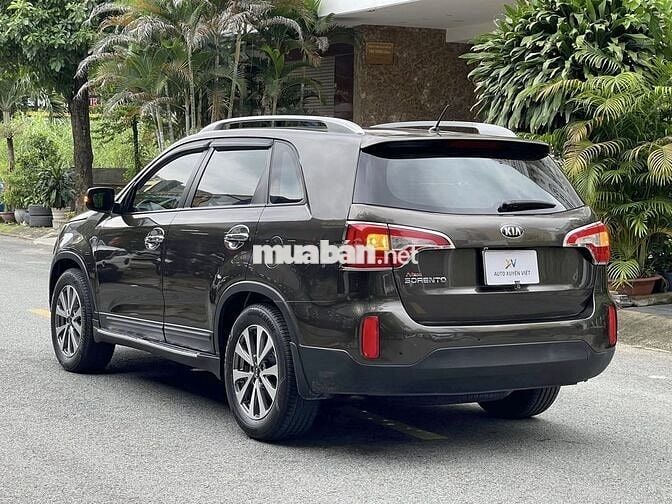 Kia Sorento 2.4 GATH 2015 số tự động