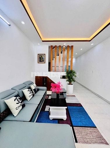 Độc nhất !Nhà Phùng Văn Cung, phường 7,Phú Nhuận! Nhà 45m, 2ty880, SHR