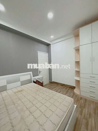 Cho nữ thuê phòng trung tâm Quận 1 sát Bùi Viện full nội thất, ko bếp