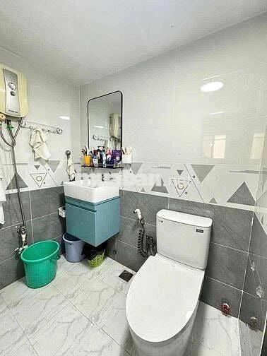 MẶT TIỀN KINH DOANH GẦN CHỢ NGUYỄN TRI PHƯƠNG, KHU VỰC BUÔN BÁN NHỘN N