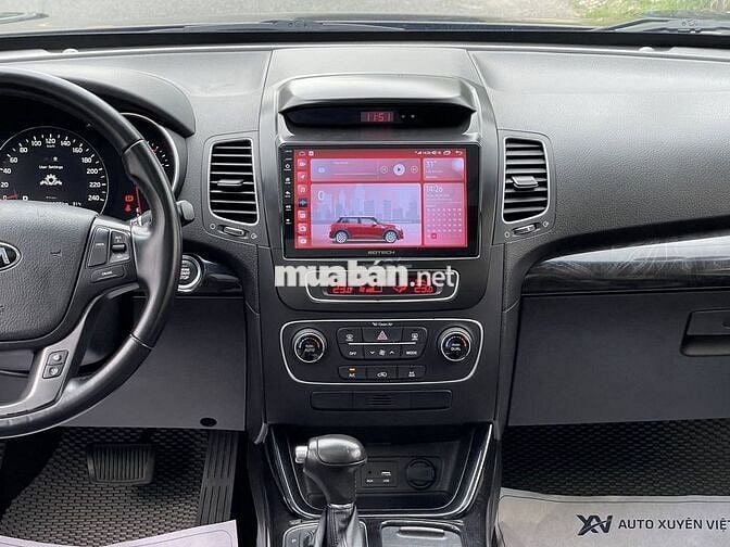 Kia Sorento 2.4 GATH 2015 số tự động