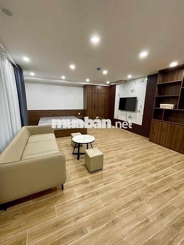 Cho thuê ccmn Penhouse 100m2 view Hồ Tây siêu đẹp