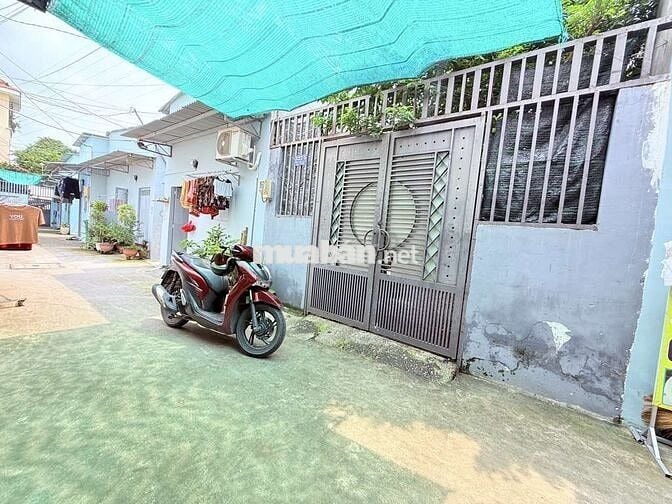 Nhà cấp 4 có gác lửng 77m², sát mặt tiền Nguyễn Văn Khối, Gò Vấp