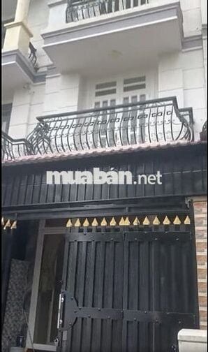 Nhà mặt đường D6 - 64m2 một sàn - 4 tầng - 4 phòng ngủ - Phú Lợi