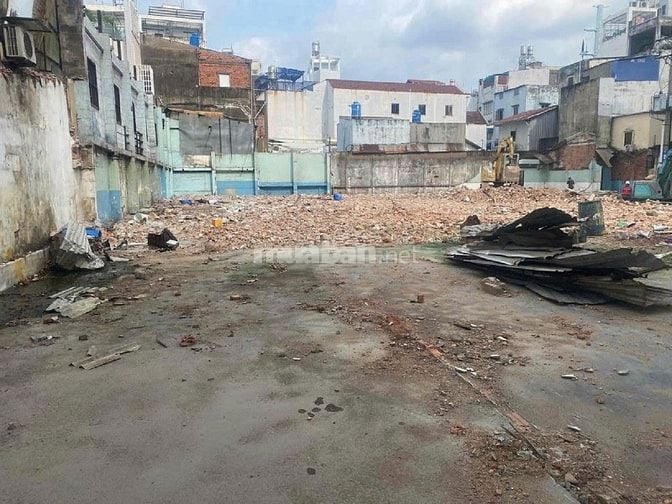 Cho thuê Đất trống mặt tiền : 784 Hồng Bàng, Phường 1, Q.11