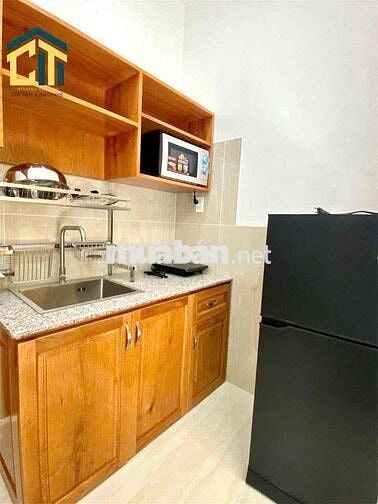 SẮP TRỐNG 4x ngay NGUYỄN TẤT THÀNH toà nhà có THANG MÁY FULL NỘI THẤT