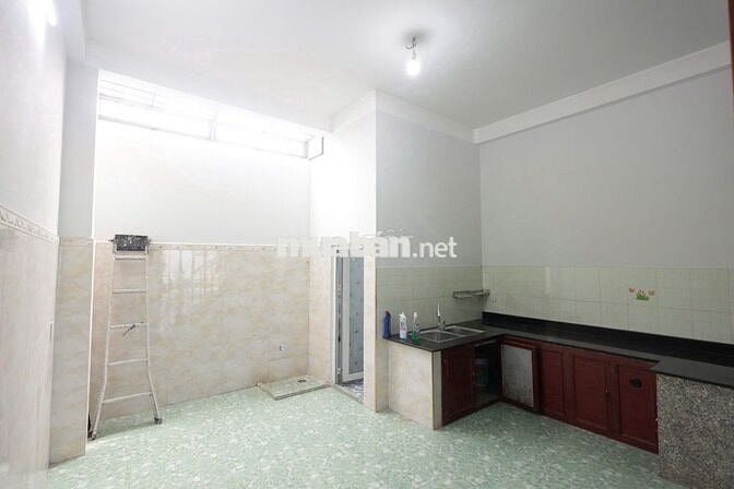BÁN NHÀ ĐẸP Ở NGAY - HẺM OTO - NGANG 5 Dài 14 SHR TÔ KÝ Q12