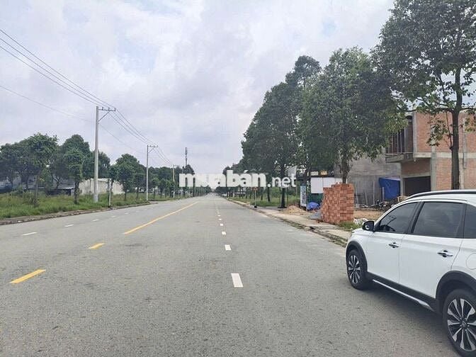 Bán đất TC tại Khánh Bình, Tân Uyên, 175m2 giá full 2 tỷ 150tr, SHR