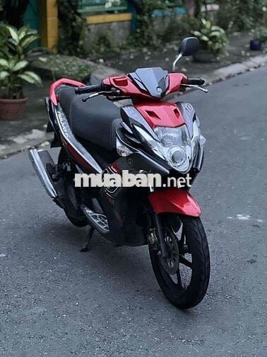 🌈Yamaha NoVo 5 2012 màu  xám đỏ len ken mới 90 %