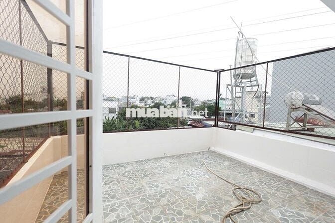 BÁN NHÀ ĐẸP Ở NGAY - HẺM OTO - NGANG 5 Dài 14 SHR TÔ KÝ Q12