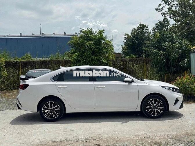 Kia K3 2024 Luxury 1.6 AT Chỉ Từ 170Tr Nhận Xe
