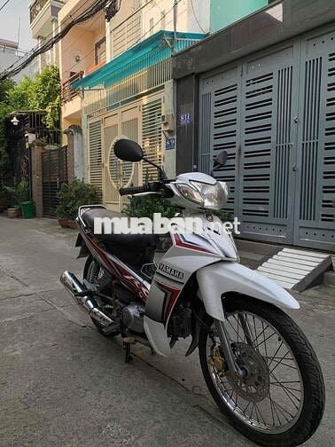 Yamaha Sirius 110cc 2013 trắng đen SD39000km bstp
