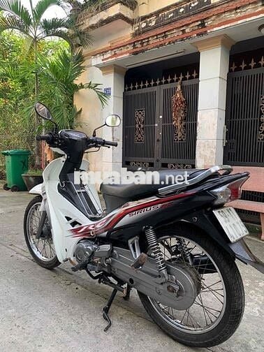 Yamaha Sirius 110cc 2013 trắng đen SD39000km bstp