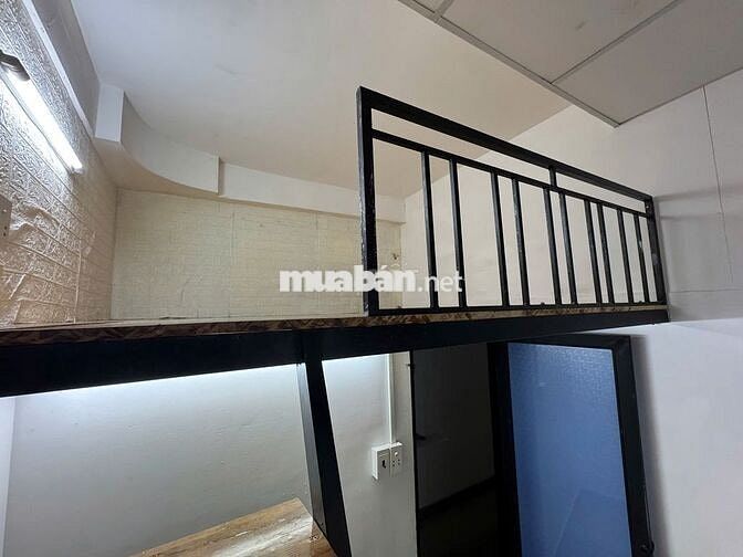 Phòng máy lạnh giá rẻ ngay ngã 4 nguyễn oanh- Nguyễn Văn Lượng giá rẻ
