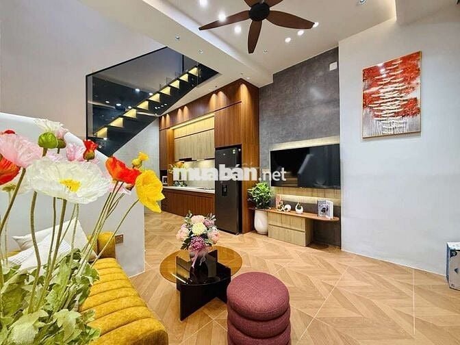 SIÊU PHẨM 5.4 TỶ TRƯỜNG PHẠM VĂN CHIÊU SÁT QUANG TRUNG NGAY CHỢ