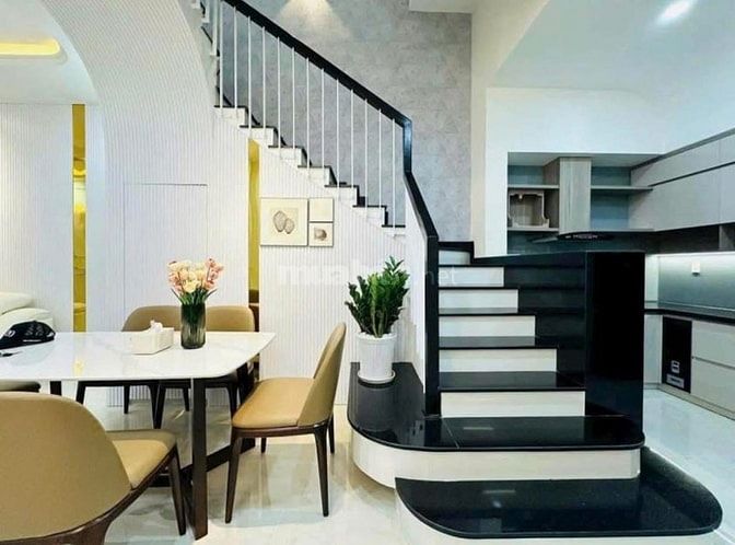 Chính chủ giảm sâu 300tr còn 2Tỷ350 nhà ngay Phan Văn Hân, Bình Thạnh