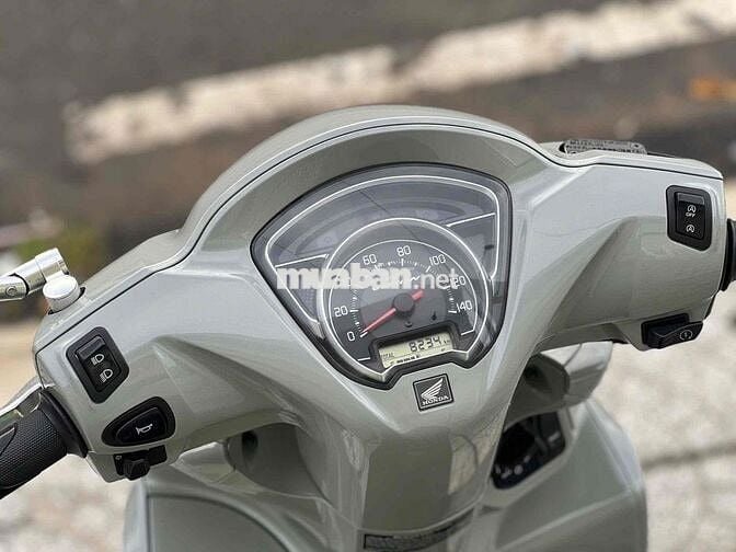 vision bản thể thao bánh lớn 2024,xe đi lướt 8000k