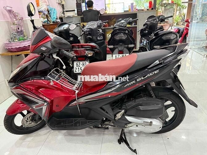 airblade 125 đưa trước 8tr lấy xe