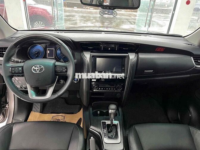 Toyota Fortuner 2022 2.4 4x2 AT - 36000 km