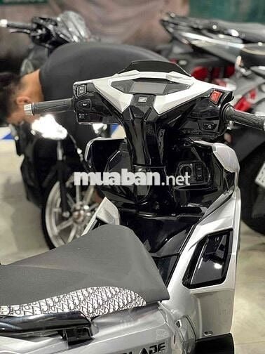 Bán Em Airblade 125 4val đk 2023  bạc porsche đẹp