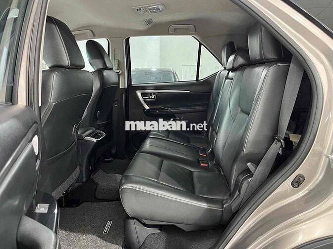 Toyota Fortuner 2022 2.4 4x2 AT - 36000 km