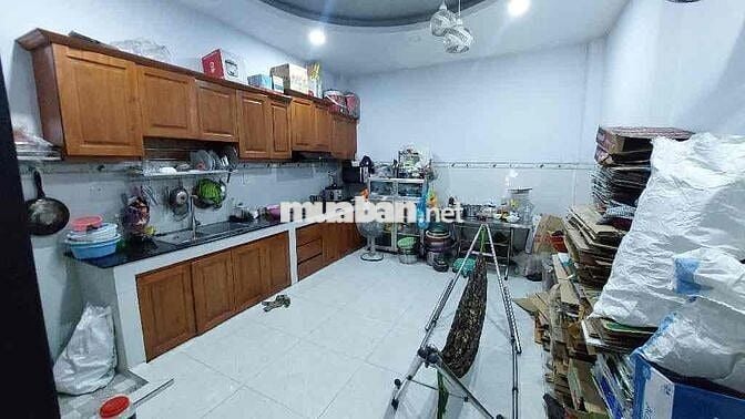 Hiếm, Xe hơi đậu trước nhà(4mx16m). Khu nhà Cao Tầng