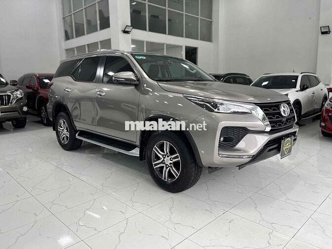 Toyota Fortuner 2022 2.4 4x2 AT - 36000 km