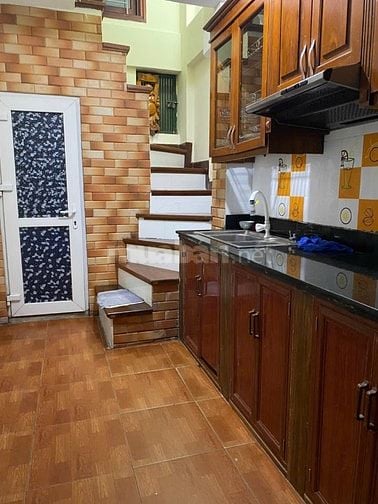 Nhà Dân giá rẻ cần bán ! Phố Lò Đúc : 16m T1, T2 18m , nhà 4T, 4.55 tỷ