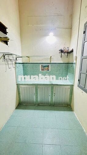 Cho thuê nhà cấp 4 rộng 60m2, mặt tiền đường lớn Cao Xuân Huy