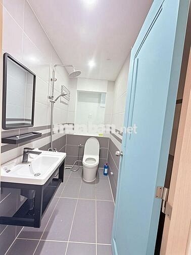 Bán Nhà DT 57m2; 2 Tầng Cách Mặt Tiền Đường Huỳnh Tấn Phát 100m  .